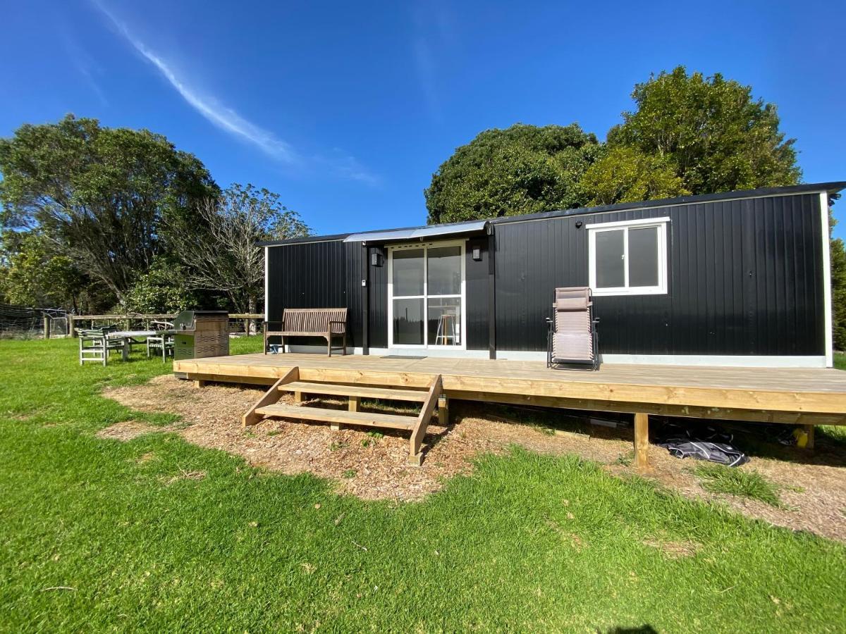 Cosy Cabin To Stay Even Better Than Glamping Pukekohe Eksteriør billede